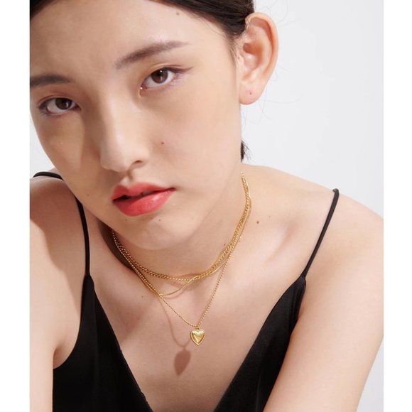 NEW 18K Gold Plated Link Chain Triple Layer Heart Necklace - Picture 4 of 7